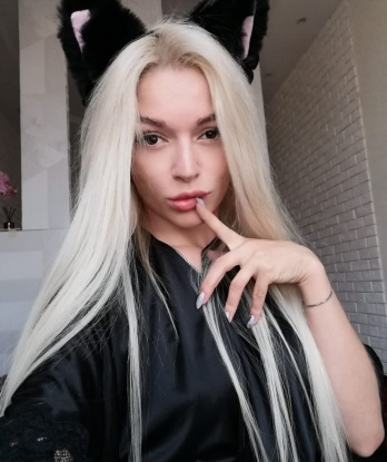 Сексуальная блондинка приглашает в гости для приятного времяпровождения в уютной обстановке. Мои нежные руки и горячее тело подарят тебе море удовольствия. 410, 27 лет